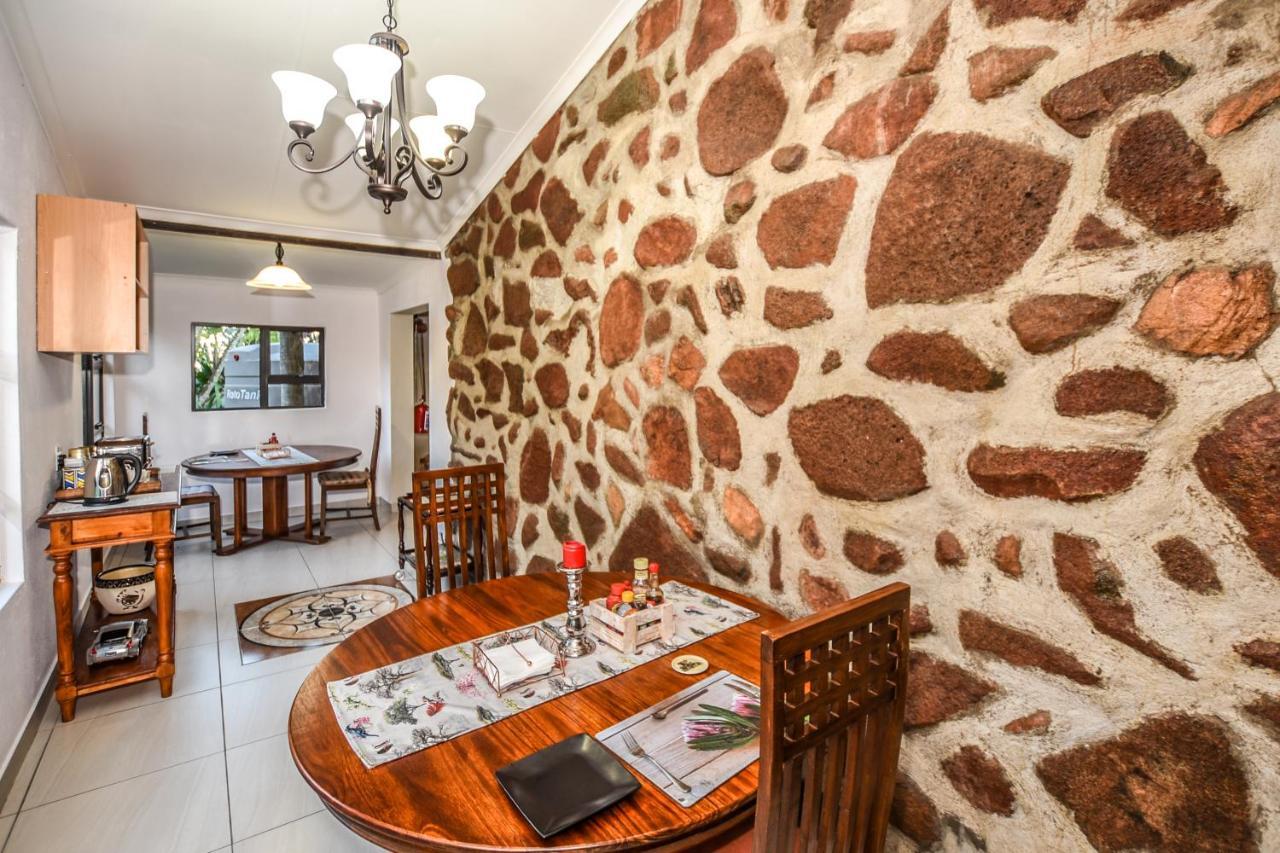 The Rest Guest House Mbombela Esterno foto